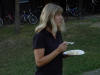 Ina g�nnt sich noch einen Salat...