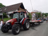 Schlepper und Wagen wurde weiter geschm�ckt...