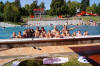Gruppenbild zum Abschluss des Schwimmbadbesuchs.